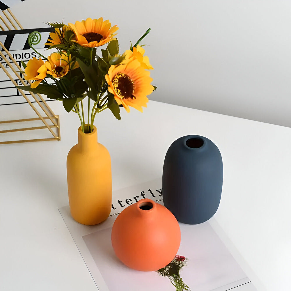 Aldersteel Small Ceramic Table Vase – Minimalist Round Neck Decorative Flower Vase
