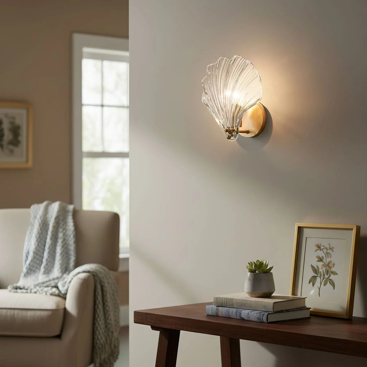 Elegant Wall Light Brass Shell Design LED Indoor 2