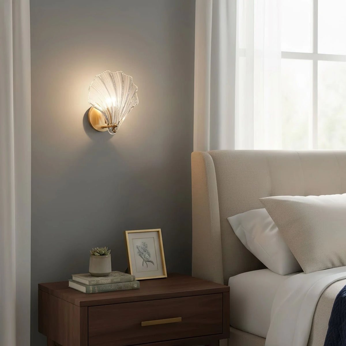 Elegant Wall Light Brass Shell Design LED Indoor 4