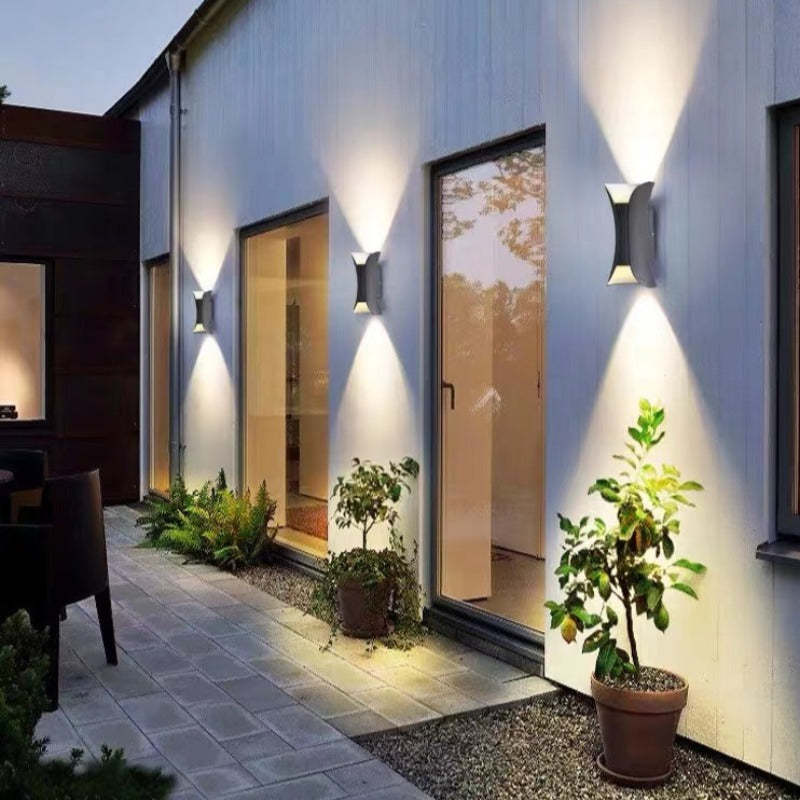 Modern Outdoor Wall Light Metal Acrylic IP65 Weatherproof 7