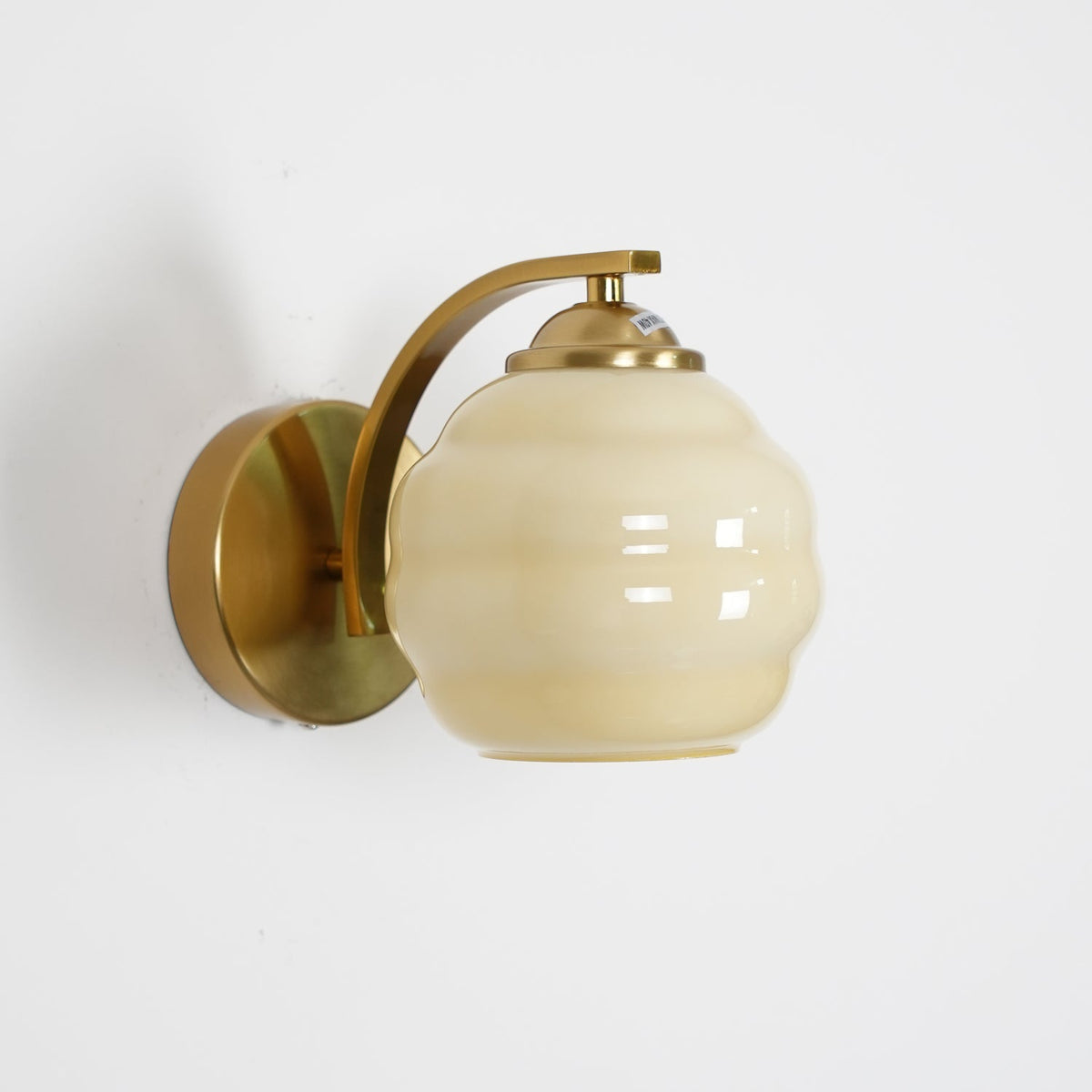 Wall Light Art Deco Metal Vintage Finish Gold Chrome White and Beige Indoor Hallway Bedroom Sconce 9